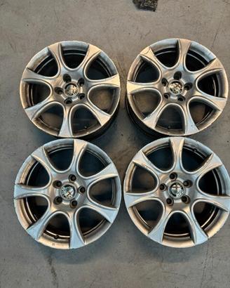 4 Cerchi in Lega originali Alfa Giulietta da 16 us