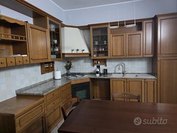 Cucina in vero legno