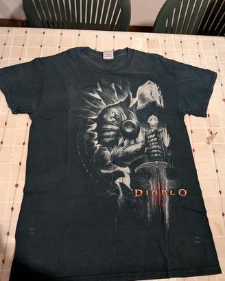Diablo t shirt vintage Gildan heavy cotton
