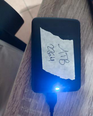 💾 Hard Disk Esterno 1TB Toshiba – Pari al Nuovo 