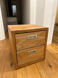 Cassettiera/Comodino con due cassetti e ruote