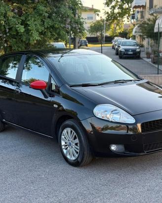 Fiat Grande Punto 1.4 StarJet 95cv 5p GPL Dynamic 