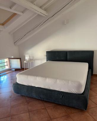 Letto contenitore matrimoniale di design