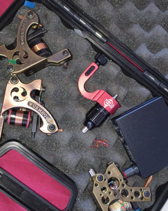 Kit macchinette tattoo professionali + alimentator