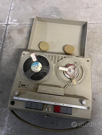 Registratore vintage Nordmende Titanette