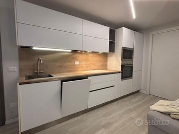 Cucina Arredo 3 lineare con elettrodomestici