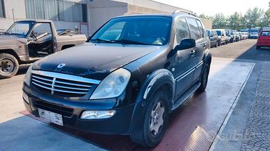 Ssangyong Rexton anno 2005 ricambi usati