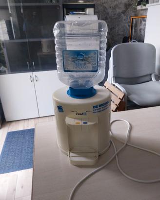 Dispencer acqua
