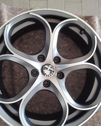 cerchioni Alfetta Alfa Romeo 