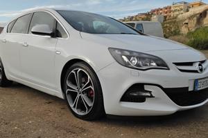 Opel Astra 2.0 BiTurbo CDTI 195CV S&S 5 porte