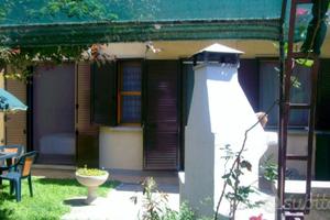 Bilocale pianterreno 400 mt mare animali ok