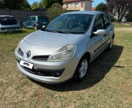 Renault Clio 1.2 5 porte NEOPATENTATI
