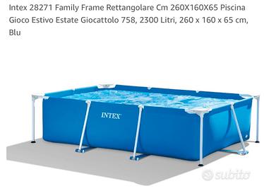 Piscina con accessori