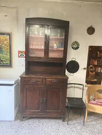 Credenza con alzata a vetrina, primi '900