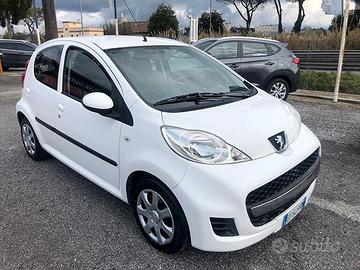 Peugeot 107 1.0 68CV 5p. Plaisir