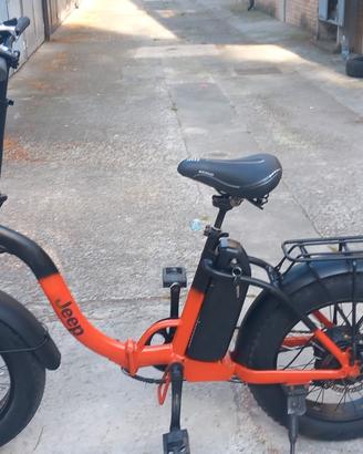 bici elettrica fat bike jeep phoenix 
