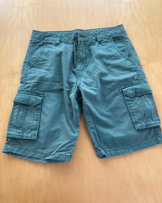 Pantaloni corti cargo verdi