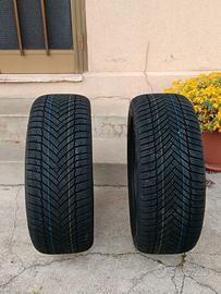 4 pneumatici 2 nuovi e 2 usati pochissimo