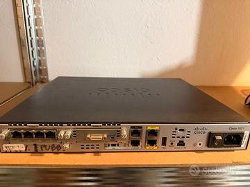 Router Cisco 1921 / K9 con Modulo di Espansione HW