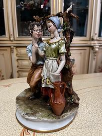 Scultura porcellana artistica stile capodimonte