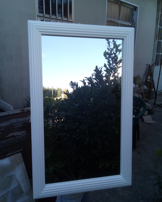 Specchio laccato bianco in legno