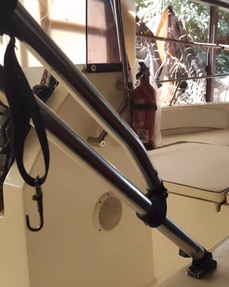 Barca a motore 6 mt. 90 CV