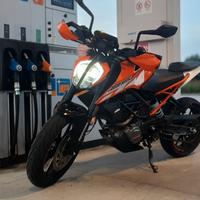 KTM Duke 125