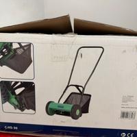 Tosaerba elicoidale a spinta