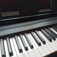 Pianoforte Yamaha p-45 