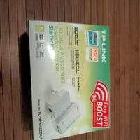 TP-LINK Powerline AV500 Wi-Fi TL-WPA4220KIT