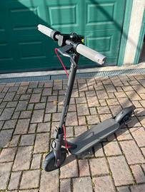 Monopattino Electric Scooter 4 Lite