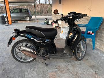 Scooter scarabeo 70cc