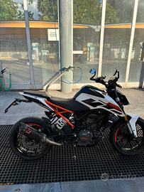 Ktm duke 125 (2018)