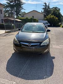 Auto  Opel Astra CDTI 1.7 110CV