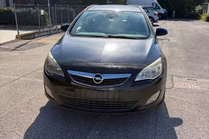 Auto  Opel Astra CDTI 1.7 110CV