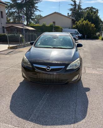 Auto  Opel Astra CDTI 1.7 110CV