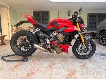 Ducati Streetfighter V4s