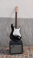 Fender squier Stratocaster e amplificatore