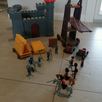 Gioco castello con ponte levatoio mobile