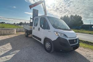 FIAT DUCATO con GRU FASSI