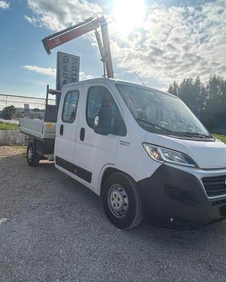 FIAT DUCATO con GRU FASSI