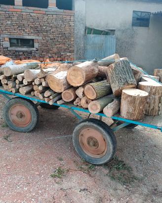 legna secca pronta da bruciare