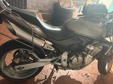 Honda Hornet 600 del 2006