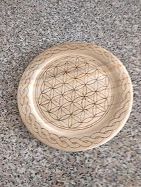 Piatto in legno con fiore della vita
