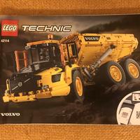 Lego volvo 43114 con manuale. No scatola.