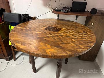 Tavolo fatto mano