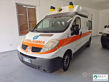 RENAULT TRAFI AMBULANZA (ML) CV*