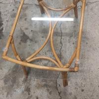 tavolino in vetro e giunco 