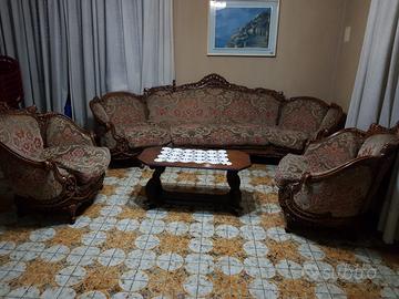 Divano modello barocco