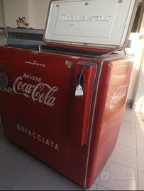 frigo originale Cocacola vintage+vassoi antichi